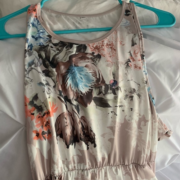 Floral maxi dress - Picture 2 of 3